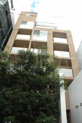 YA0546-032c